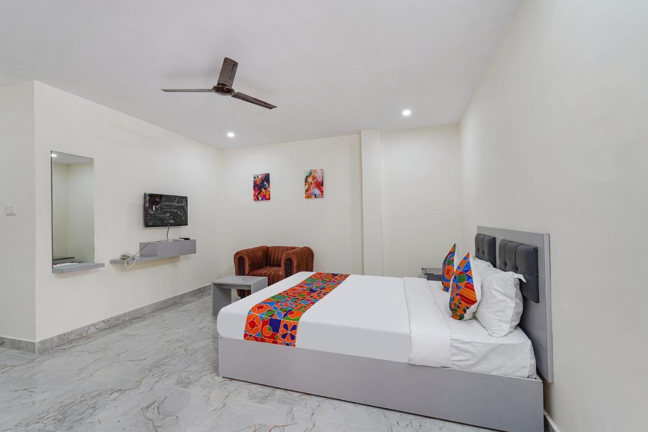 Hotel Fabexpress Ivory Pearl - Nr Sony Signal Bengalúr Exteriér fotografie